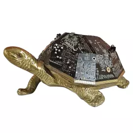 Художественная композиция Дамира Кривенко "Медленный интернет"